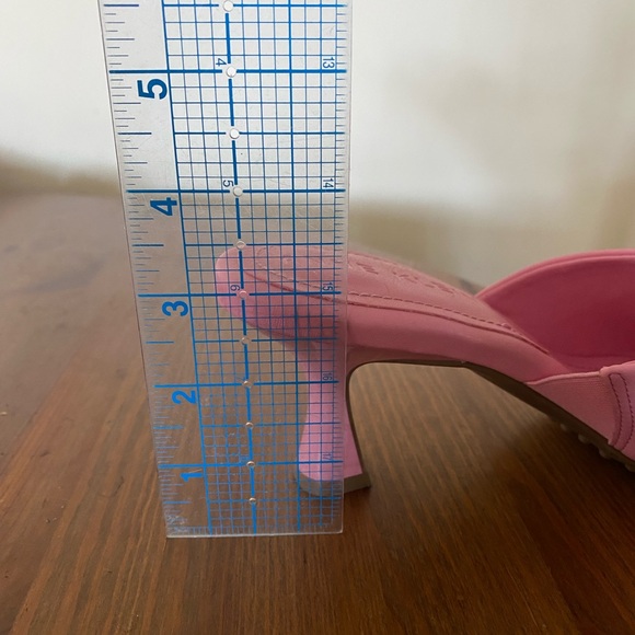 Anne Klein “Jasmine” sandal - Picture 6 of 6